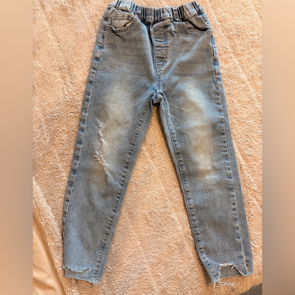 Stylish Blue Distressed Jeans